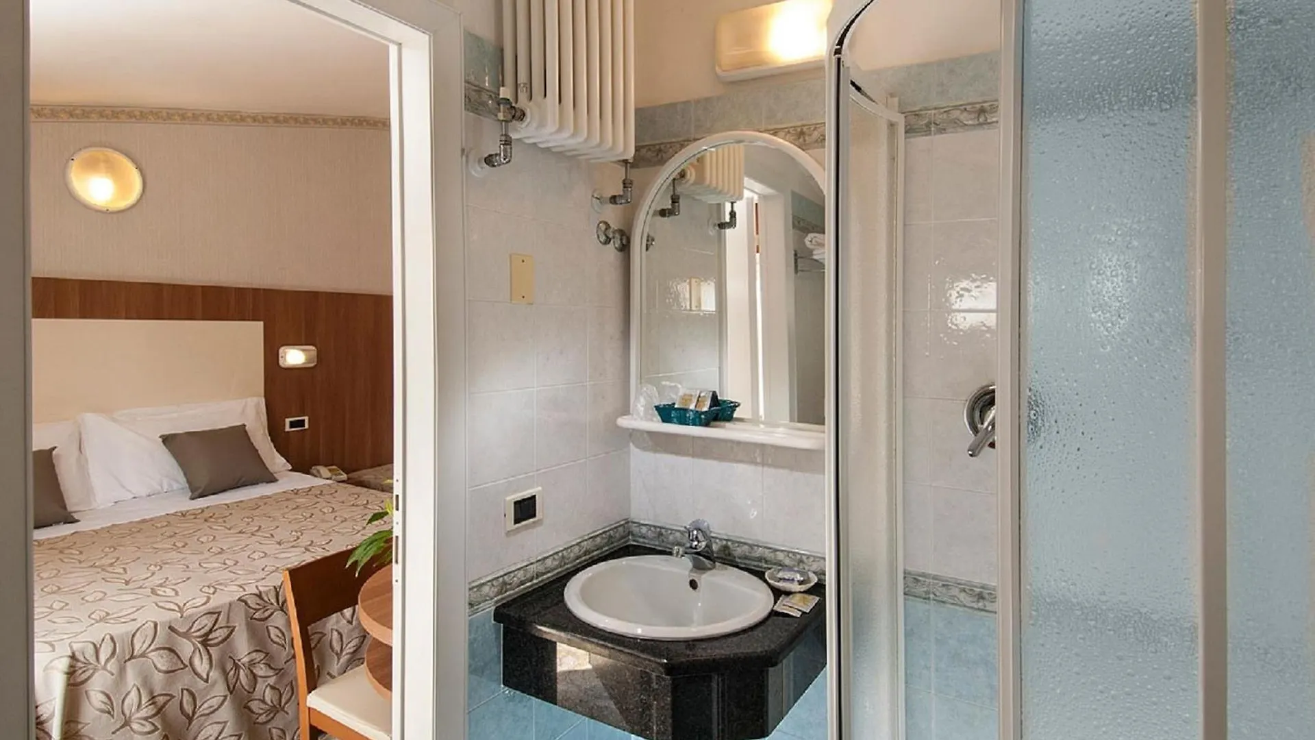 ***  Hotel Lina Misano Adriatico Italien